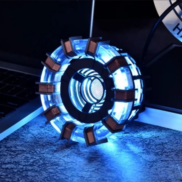 1:1 Arc Reactor MK2 fully assembled LED Chest Lamp USB Movie Prop iron man - Picture 2 of 9